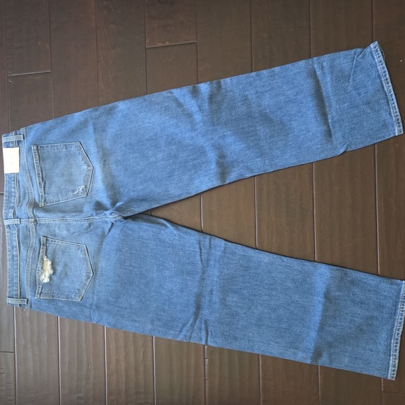 PAIGE Noella High Waist Crop Straight Leg Jeans Casanova Distressed EUC - 31 - Picture 5 of 14